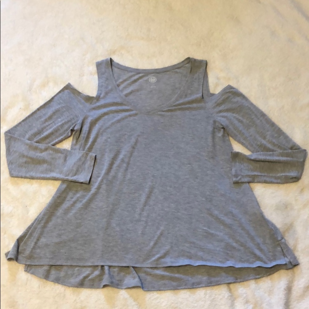 Gray Long Sleeve Cold Shoulder Top
